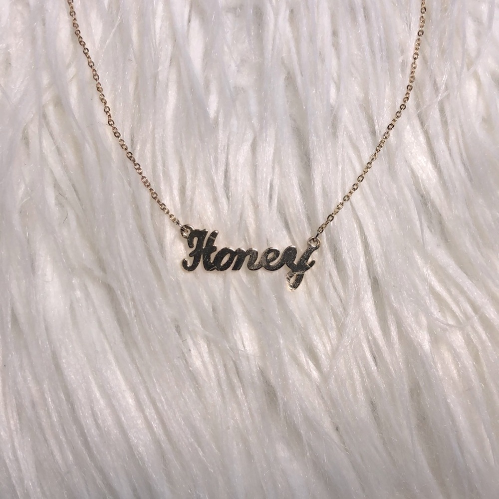 “Honey” Necklace 🍯